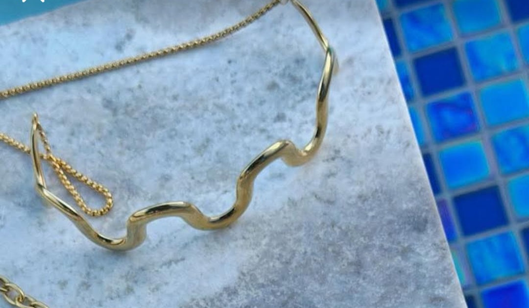 Chocker Golden